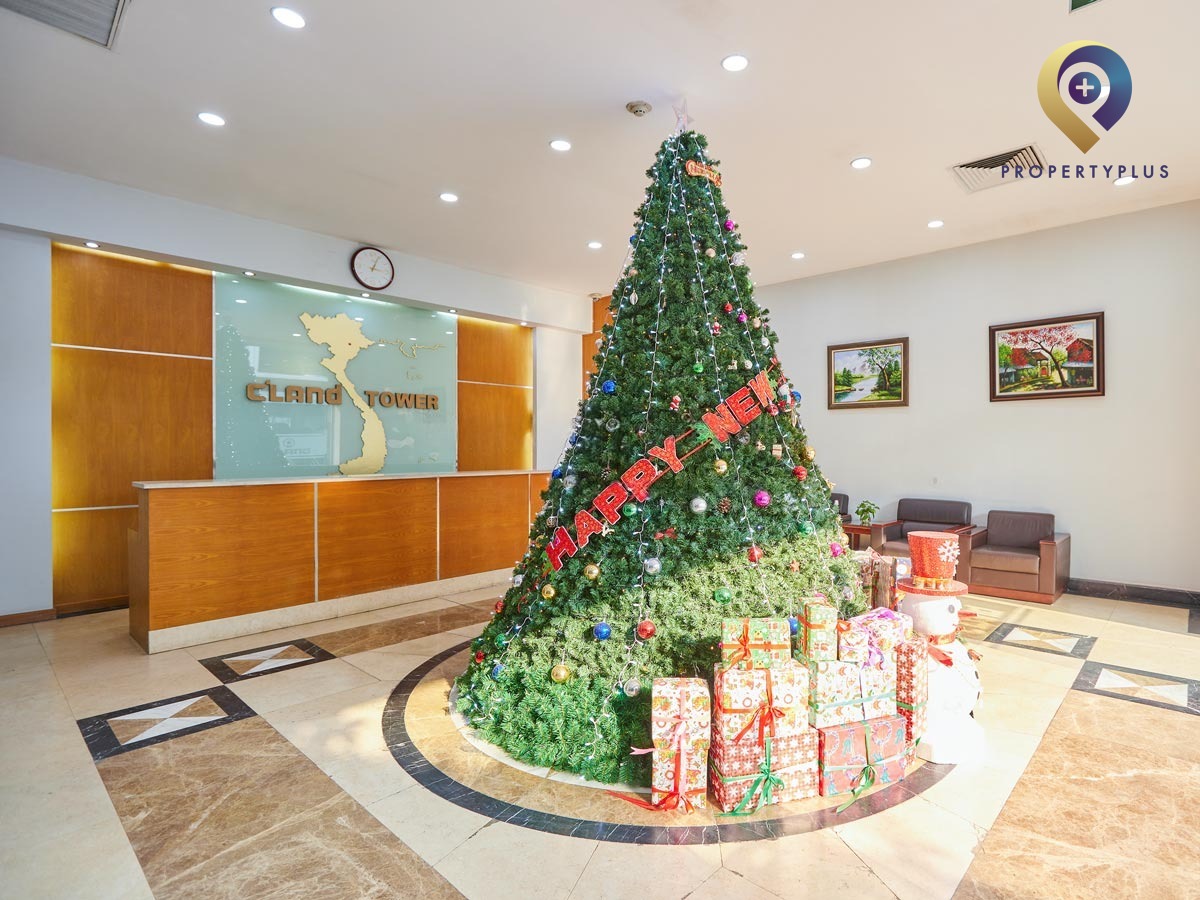 Reception lobby decorated for the holidays at C'Land Xa Đàn do Property Plus giới thiệu